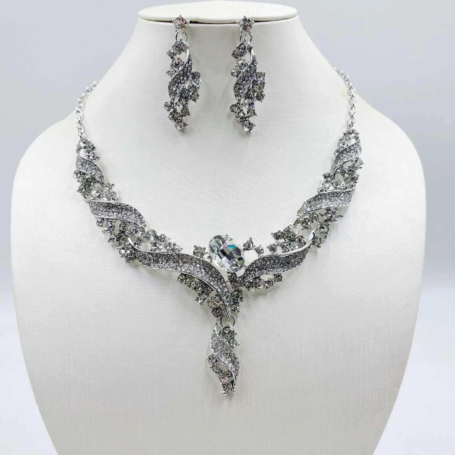 Colorful Crystal Twist Necklace and Earrings Set – Sparkling Rhinestone Jewelry for Women, Wedding & Evening Accessories