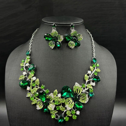 Crystal Butterfly Necklace Set – Statement Jewelry for Women