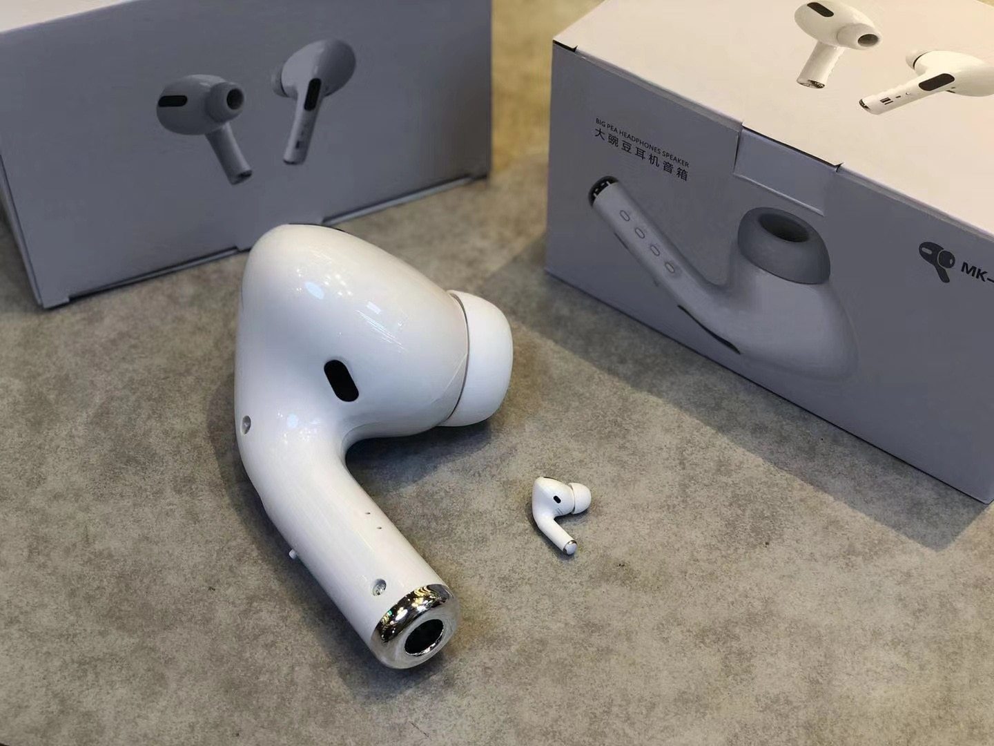 Bluetooth Giant earphone Mode Speaker Wireless Headset Player 5W Speaker Stereo Music Loudspeaker FM Radio Playback soundbar - ALL GIFTS FACTORY